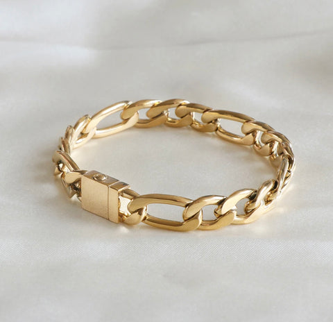 18K Gold 8mm Figaro Chain Bracelet